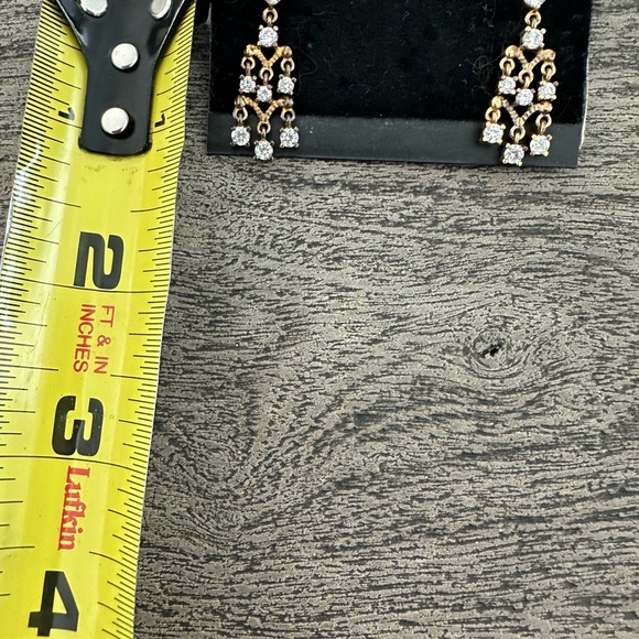 Gold Design Elegant Gold and crystal stone Earrings - Picture 2 of 3